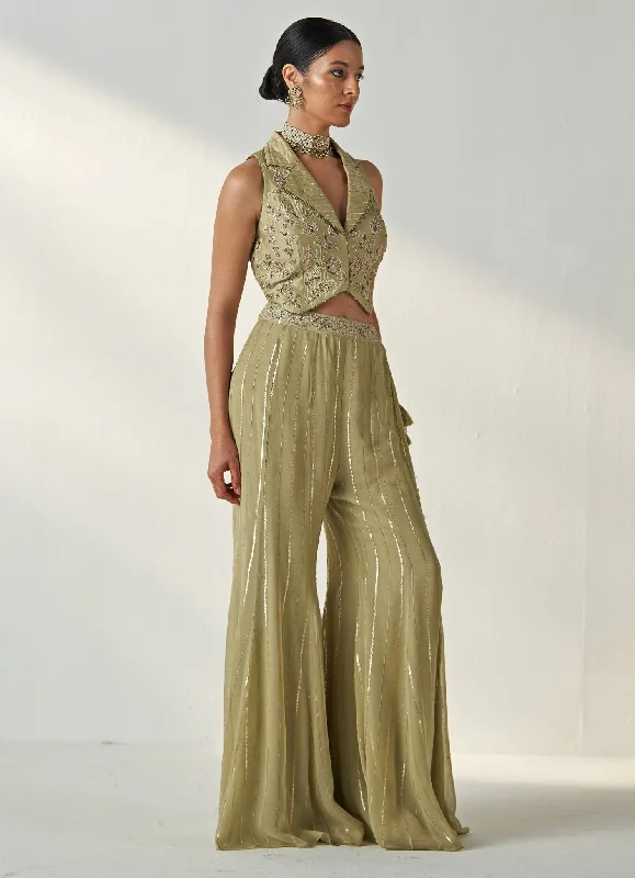Green Embroidered Blouse Sharara Set With Cape Modern Oversized Blouse