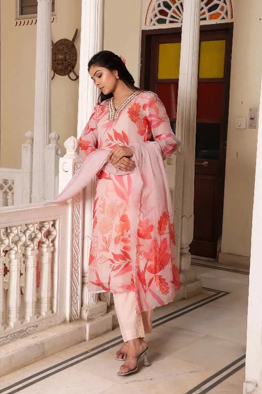 Vaasva Women Peach Tabby Slik Print & Embroidered Kurta, Pant & Dupatta set Chic Capri Pants