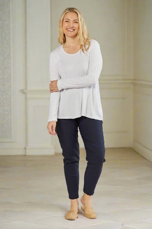 Ponte Straight Leg Pant in Navy Cozy Fitted Pants