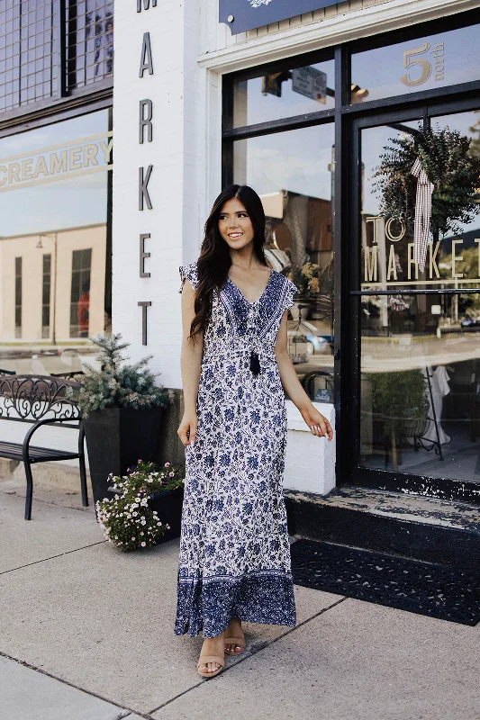 Kalliope Maxi Dress Trendy Maxi Dress with Straps