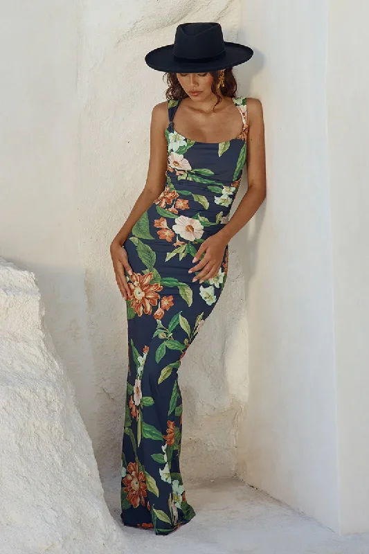 Maiori Maxi Dress in Black Floral Elegant Maxi Dress with Lace