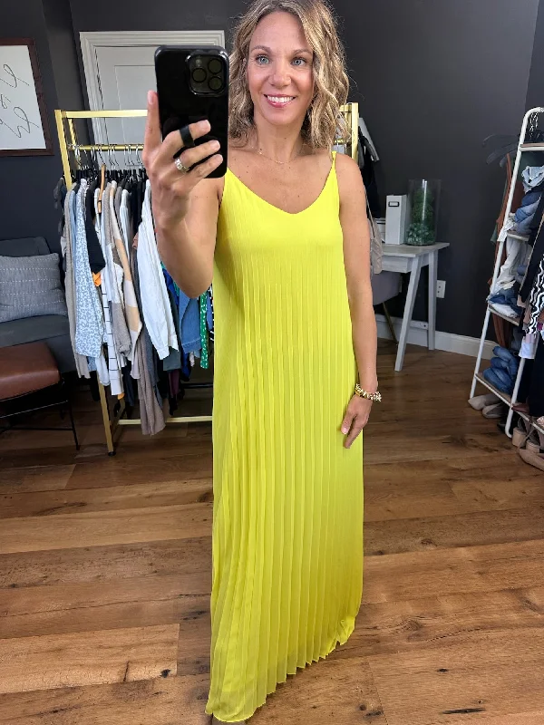 Moonlight In Mexico Pleated Maxi Dress - Lime Yellow Cozy Longline Maxi Dress