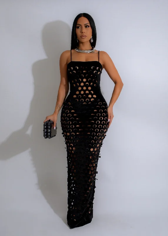 Nocturnal Whispers Velvet Maxi Dress Black Fashionable Halter Neck Maxi Dress