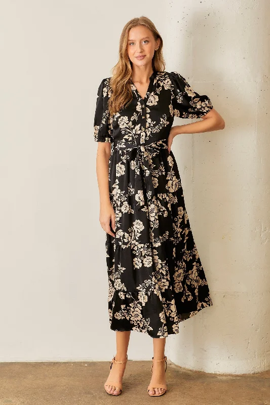 Polagram Two Toned Floral Print Maxi Dress in Black Multi Elegant Lace Maxi Dress