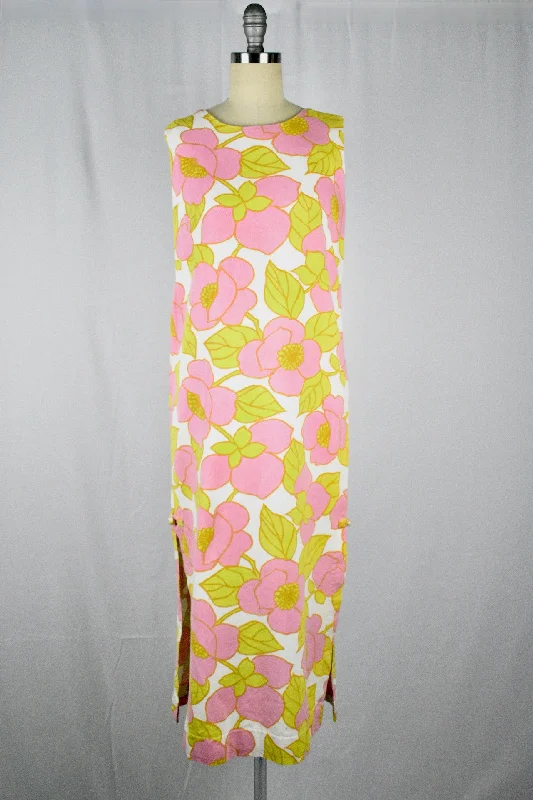 Vintage 1960s Floral Print Maxi Dress Comfortable Bohemian Maxi Dress