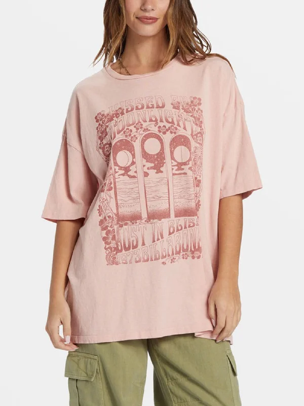 Moon Kiss T-Shirt Zippered Buttoned Snapped