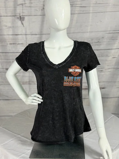 Blue Ridge Women's Dyed T-Shirt Ribbed Striped Patterned