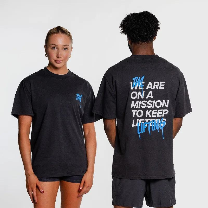 TWL - LIFESTYLE OVERSIZED T-SHIRT - LIFTERS KEEP LIFTING - FADED BLACK/BLUE Welt Pockets Slit Pockets Flap Pockets