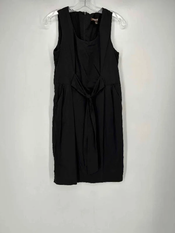 Adrienne Vittadini Size 4 Black Dress