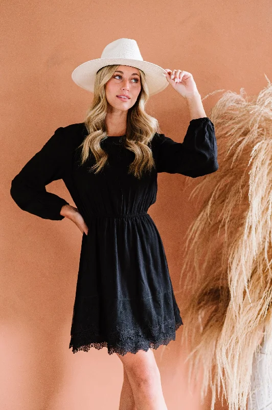 Cammy Dress in Solid Black