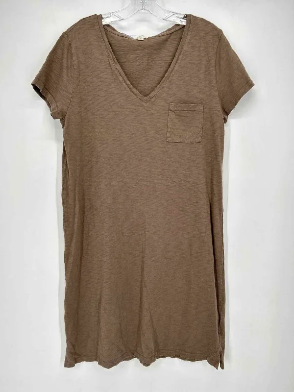 Dylan Size M Olive Dress