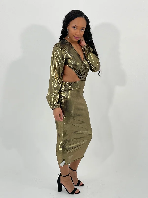 Suave Gold Dress