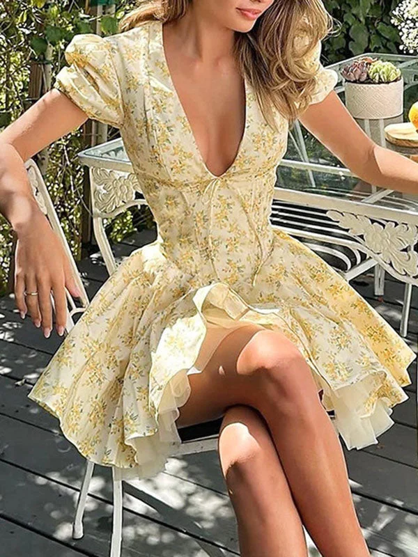 V Neck Ruffle Hem Floral Mini Dress Trendy Crossover Mini Dress