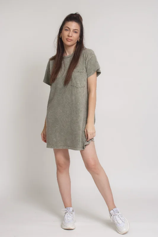 Weekender Dress