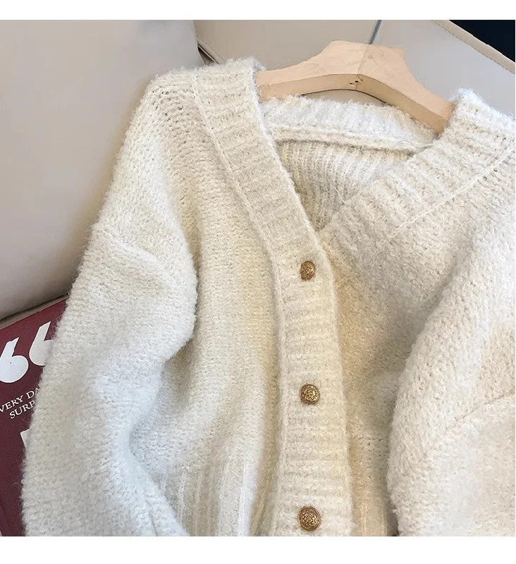 V-neck knitted cardigan for women long-sleeved sweater jacket     S4884 Front Pockets Side Pockets Patch Pockets