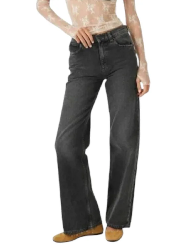 Tinsley Baggy High Rise Jeans In Black Fashionable Raw Hem Bootcut Jeans