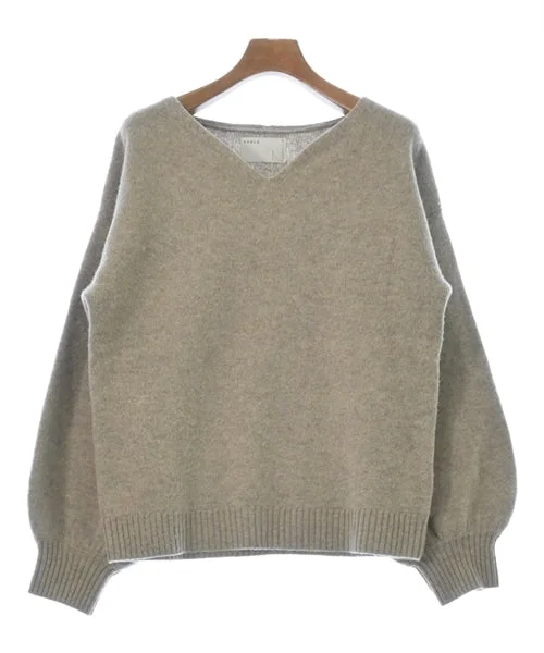 NOBLE Sweaters Handmade Hand-knitted Hand-woven