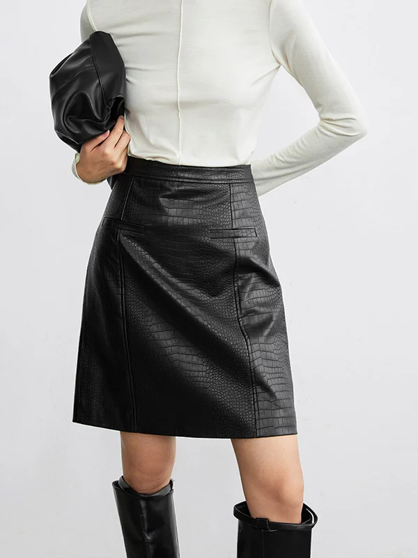 BerryBetty - Textured Leather Mini Skirt button skirt front